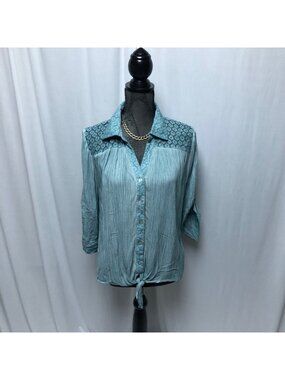 bua bua Shirt Womens Size Small Green Lace Collared Tie Button Up Casual Chic